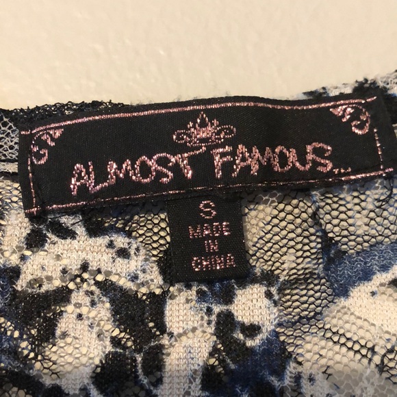 Almost Famous Mesh/Lace Tank Top Size Small - Picture 3 of 4